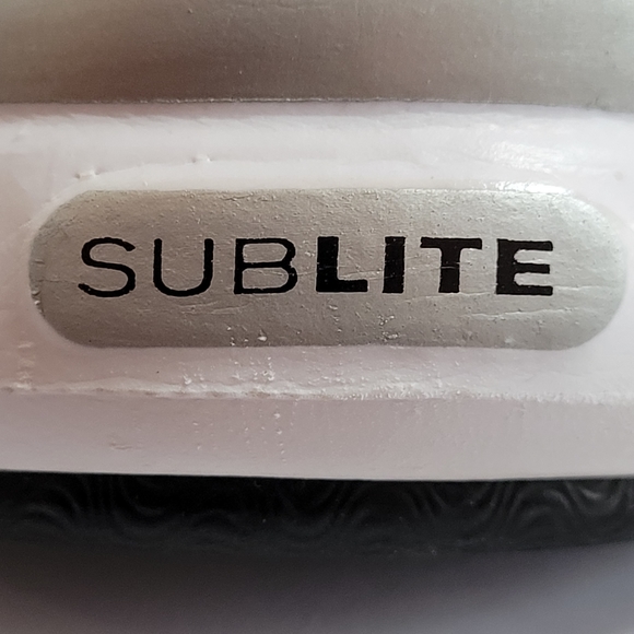 Reebok Women's Sublite Authentic 2.0 Running Shoes Black and White Size 8.5 EUC - Picture 9 of 10